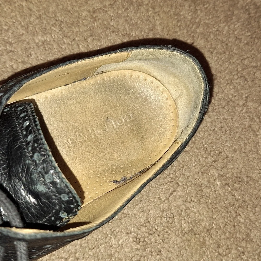 COLE HAAN / SIZE 11 1/2 M.  / BLACK MEN'S BROADWAY WINGTIP OXFORDS